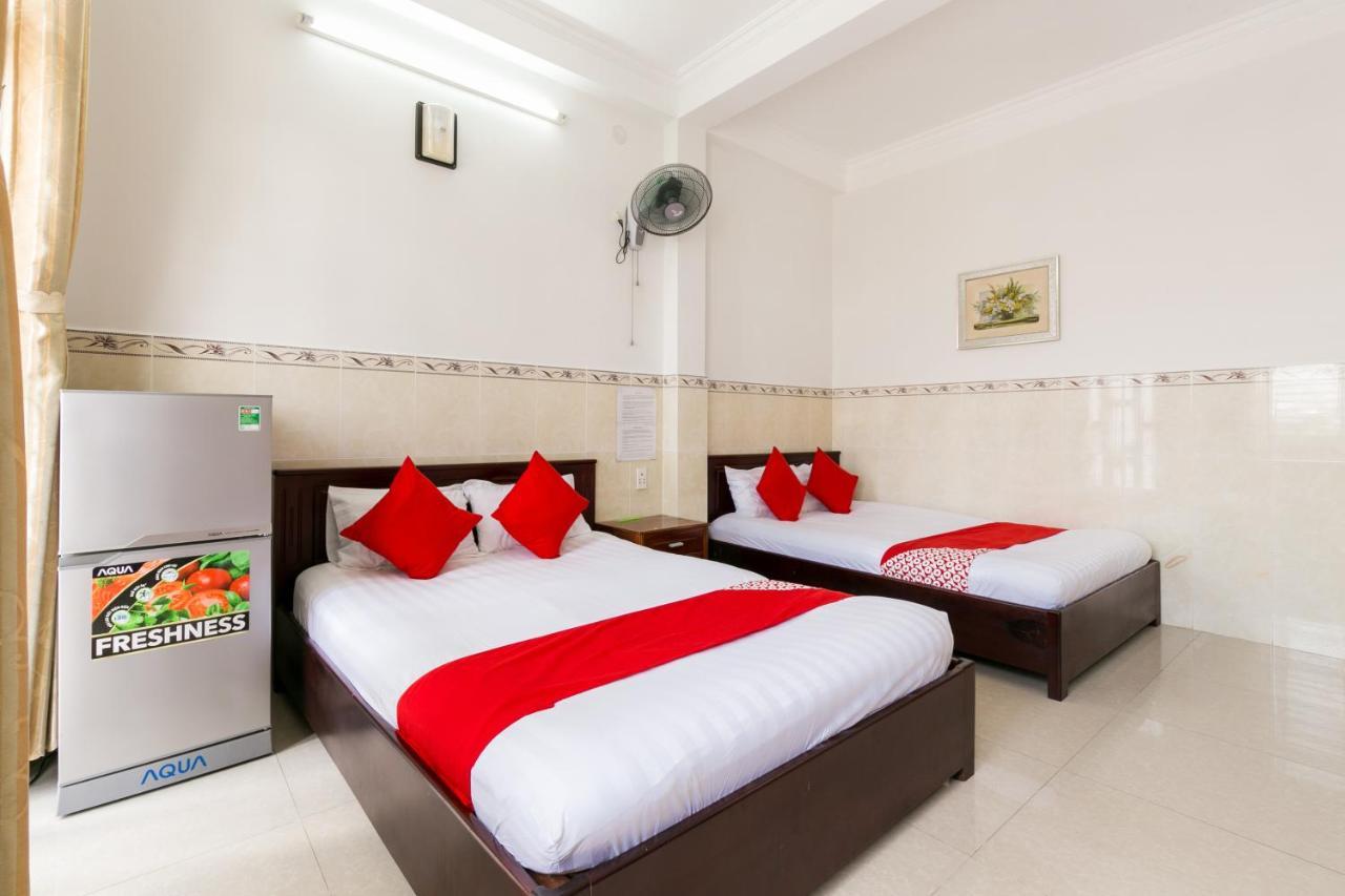 Oyo 372 Vy Ha Hotel Хошимін Екстер'єр фото