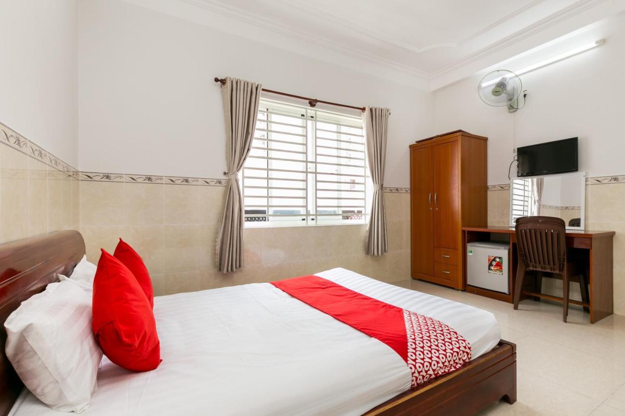 Oyo 372 Vy Ha Hotel Хошимін Екстер'єр фото
